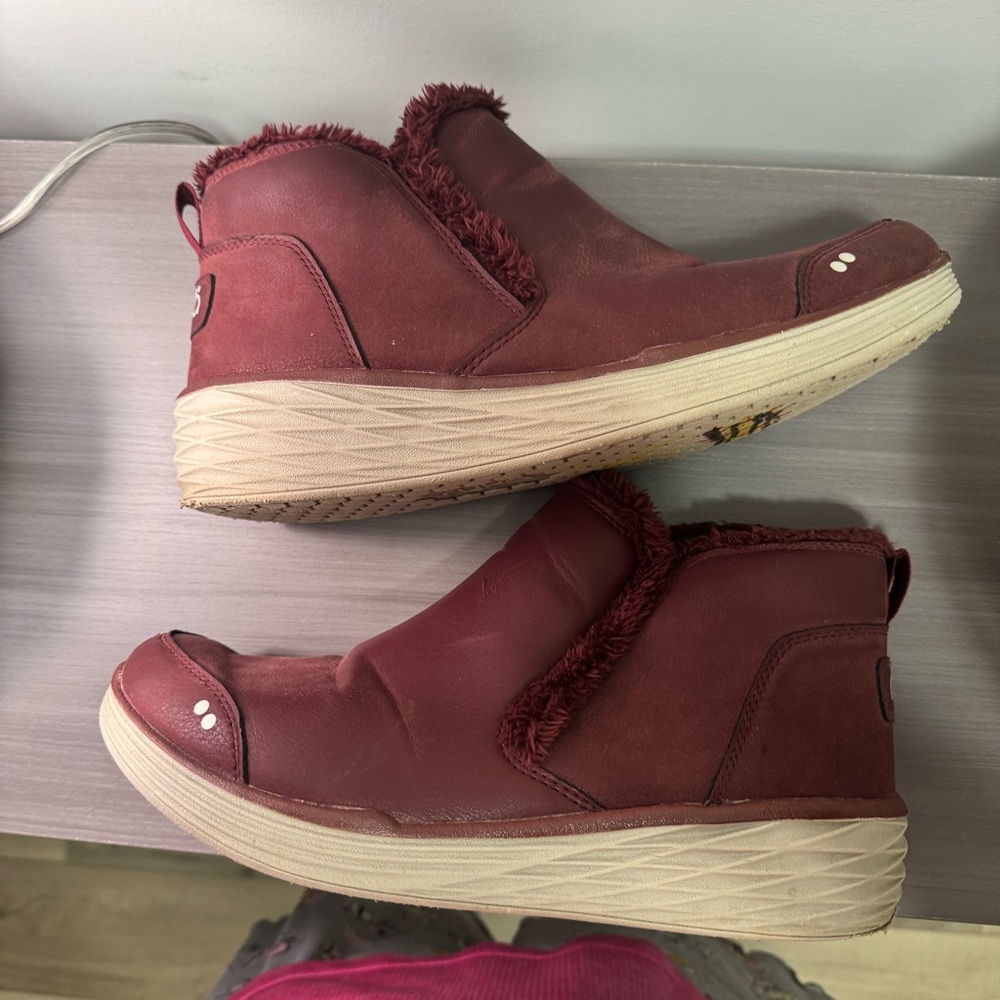 🍂 Ryka Faux Fur-Lined Slip-On Mules in Wine Red — Size 11W - Picture 6 of 8